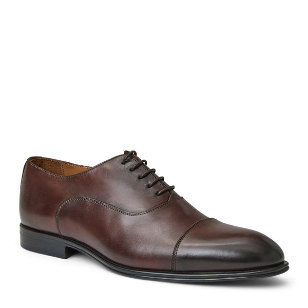 Adriano Oxford – Bruno Magli