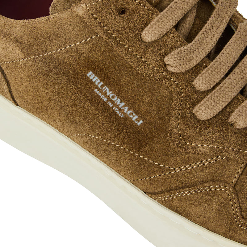 Dezi Sneaker