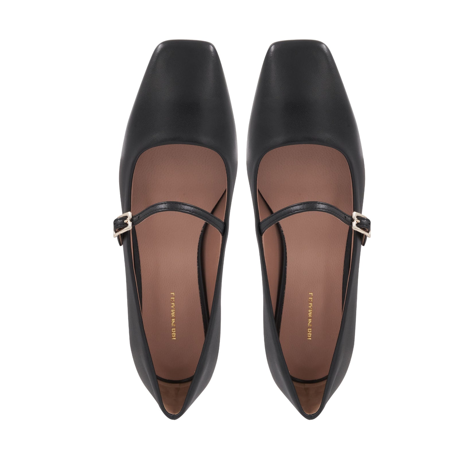 Lucia Black – Bruno Magli