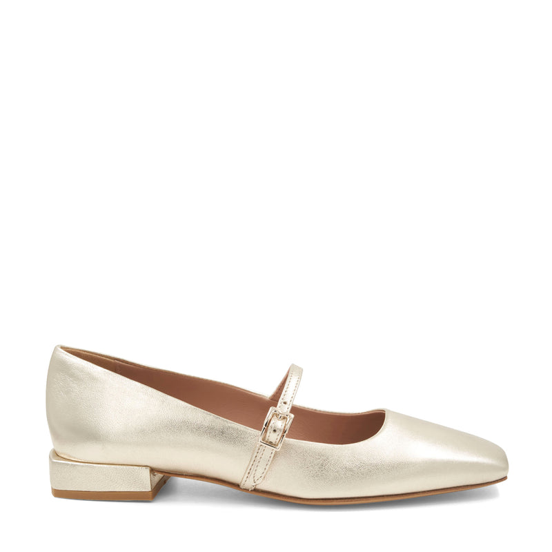 Lucia Mary Jane Flat