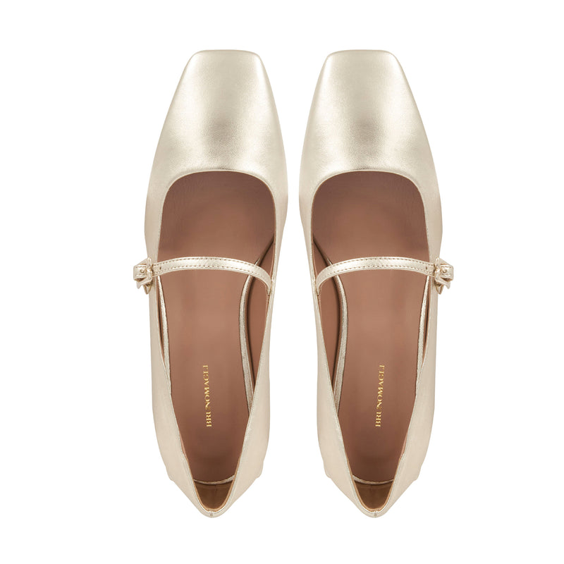 Lucia Mary Jane Flat