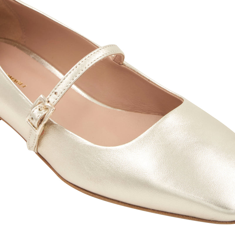 Lucia Mary Jane Flat