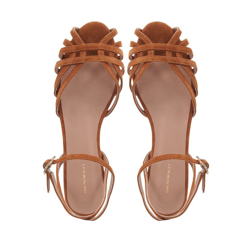 Marta Sandal