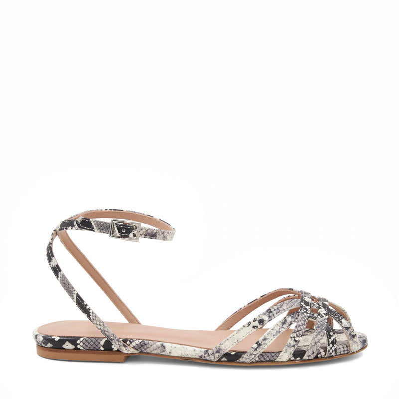 Marta Sandal