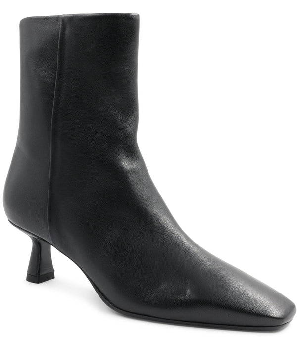 Mati Heeled Leather Ankle Boot - Black